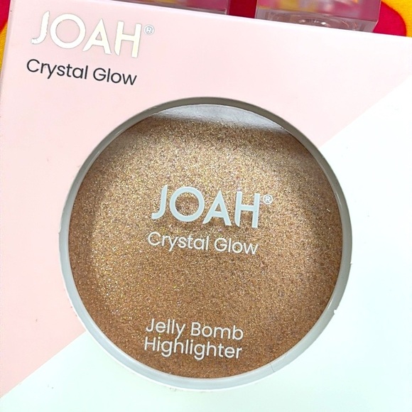 Brand New JOAH Jelly Bomb Highlighter & Two Air Light Satin Lipsticks in Sunrise - Picture 7 of 12